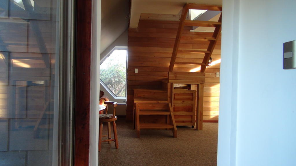 Hostal Los Avellanos Temuco Esterno foto