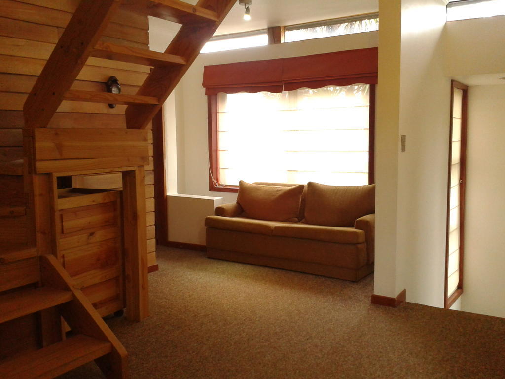 Hostal Los Avellanos Temuco Esterno foto
