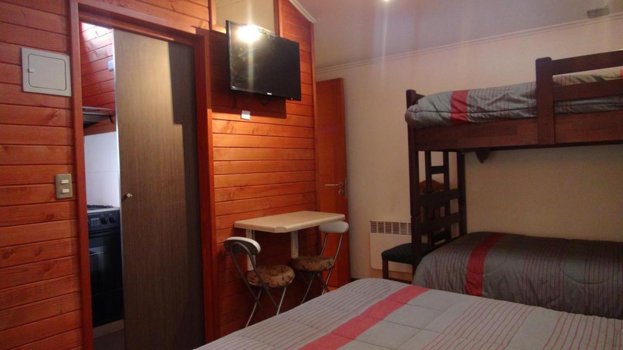 Hostal Los Avellanos Temuco Esterno foto